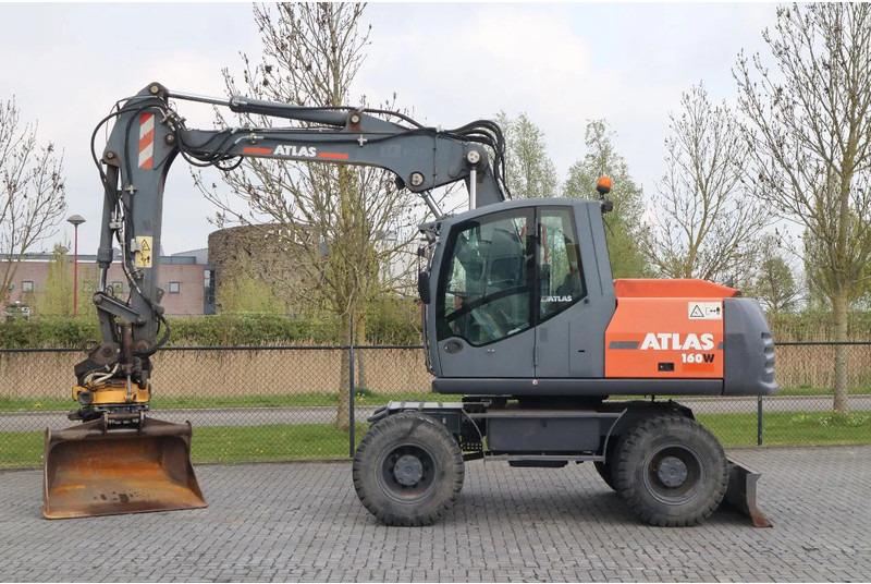Atlas 160W | ROTOTILT | GRIPPER | BUCKET | DOZER BLADE - Pelle sur pneus: photos 1 Atlas 160W | ROTOTILT | GRIPPER | BUCKET | DOZER BLADE - Pelle sur pneus: photos 1