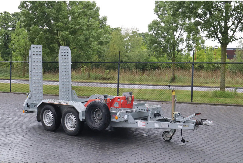 Brian James DIGGER PLANT 2700 KG | TANDEM AXLE | MACHINE TRANSPORT - Remorque plateau: photos 5 Brian James DIGGER PLANT 2700 KG | TANDEM AXLE | MACHINE TRANSPORT - Remorque plateau: photos 5