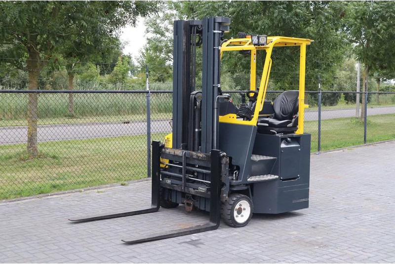 Combilift CB3000 | 2.5 TON | 6 METER | TRIPLEX | SIDESHIFT - Chariot multidirectionnel: photos 2 Combilift CB3000 | 2.5 TON | 6 METER | TRIPLEX | SIDESHIFT - Chariot multidirectionnel: photos 2