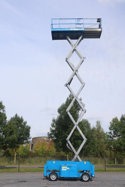 Genie GS-4069 RT | DIESEL | 14 METER - Nacelle ciseaux: photos 4 Genie GS-4069 RT | DIESEL | 14 METER - Nacelle ciseaux: photos 4