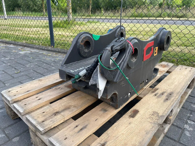 Gjerstad Gjerstad G60 | QUICK COUPLER | S60 | NEW / UNUSED - Attache rapide pour Engins de chantier: photos 2 Gjerstad Gjerstad G60 | QUICK COUPLER | S60 | NEW / UNUSED - Attache rapide pour Engins de chantier: photos 2