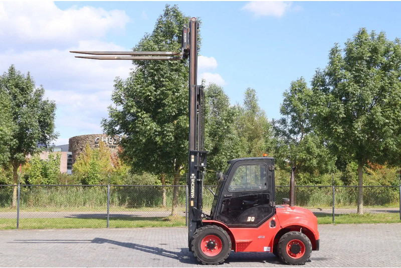 Hangcha CPCD30 - XW43C-RT4 | 4X4 | TRIPLEX | SIDESHIFT | SPREADERS - Chariot tout terrain: photos 1 Hangcha CPCD30 - XW43C-RT4 | 4X4 | TRIPLEX | SIDESHIFT | SPREADERS - Chariot tout terrain: photos 1