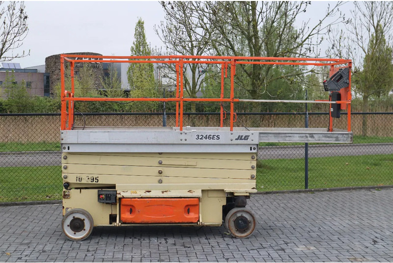 JLG 3246 ES | 12 METER | 320 KG - Nacelle ciseaux: photos 4 JLG 3246 ES | 12 METER | 320 KG - Nacelle ciseaux: photos 4