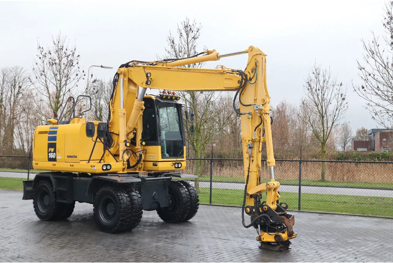 Komatsu PW 160-10 | ROTOTILT | NEW TIRES - Pelle sur pneus: photos 5 Komatsu PW 160-10 | ROTOTILT | NEW TIRES - Pelle sur pneus: photos 5