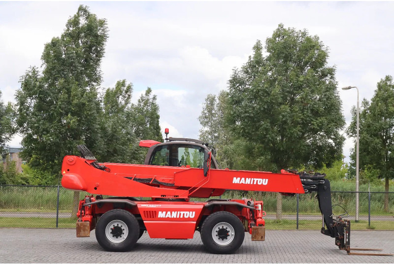 Manitou MRT 2540+ PRIVILEGE | HYDR. FORKS | REMOTE CTRL | PT1500 WINCH - Chargeuse: photos 4 Manitou MRT 2540+ PRIVILEGE | HYDR. FORKS | REMOTE CTRL | PT1500 WINCH - Chargeuse: photos 4