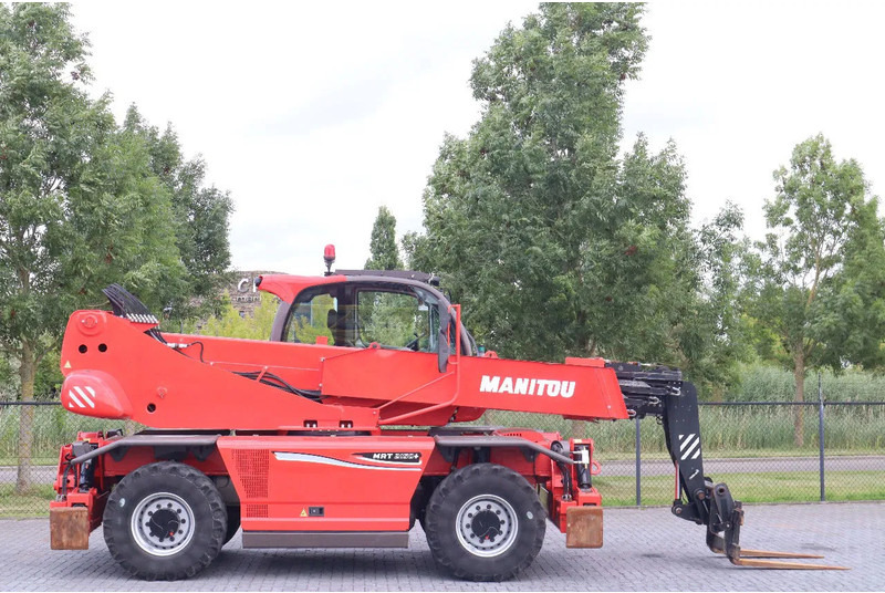 Manitou MRT2150 + S2 | REMOTE | FORKS | 3-TON WINCH - Chargeuse: photos 4 Manitou MRT2150 + S2 | REMOTE | FORKS | 3-TON WINCH - Chargeuse: photos 4