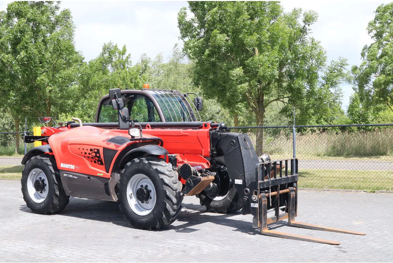 Manitou MT 1335 EASY 75D | FORKS | LOW HOURS - Chariot télescopique: photos 5 Manitou MT 1335 EASY 75D | FORKS | LOW HOURS - Chariot télescopique: photos 5