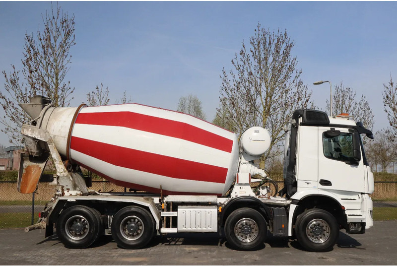 Mercedes-Benz Arocs 3251 | 8X4 | INTERMIX 10M3 | BIG AXLES | EURO 6 - Camion malaxeur: photos 4 Mercedes-Benz Arocs 3251 | 8X4 | INTERMIX 10M3 | BIG AXLES | EURO 6 - Camion malaxeur: photos 4