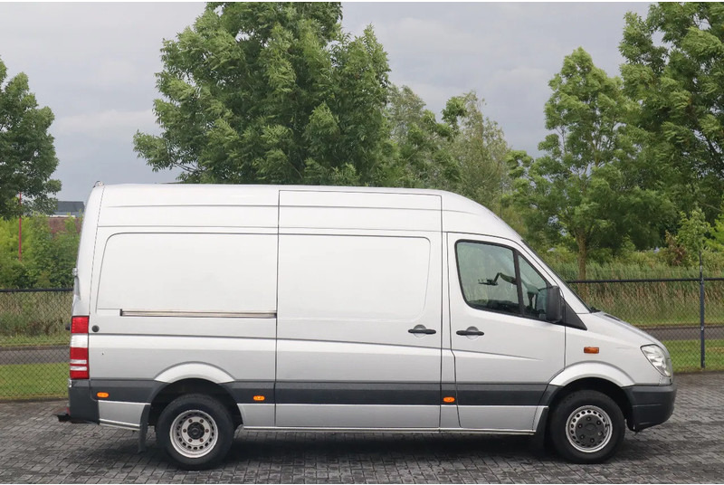 Mercedes-Benz Sprinter 516 | 4X2 | MOBILE WORKSHOP | WERKSTATT | SERVICE VAN - Fourgon utilitaire: photos 4 Mercedes-Benz Sprinter 516 | 4X2 | MOBILE WORKSHOP | WERKSTATT | SERVICE VAN - Fourgon utilitaire: photos 4