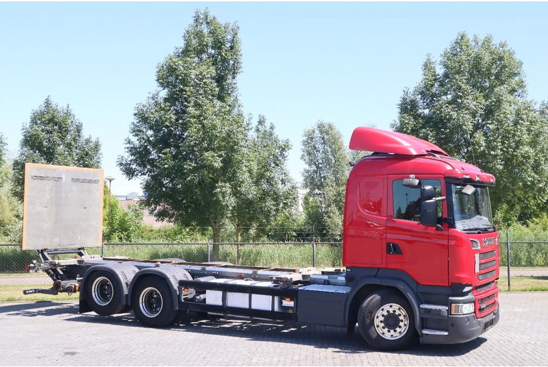 Scania R580 V8 | 6X2 | BDF | RETARDER | TAILLIFT | EURO 6 - Camion porte-conteneur/ Caisse mobile: photos 3 Scania R580 V8 | 6X2 | BDF | RETARDER | TAILLIFT | EURO 6 - Camion porte-conteneur/ Caisse mobile: photos 3