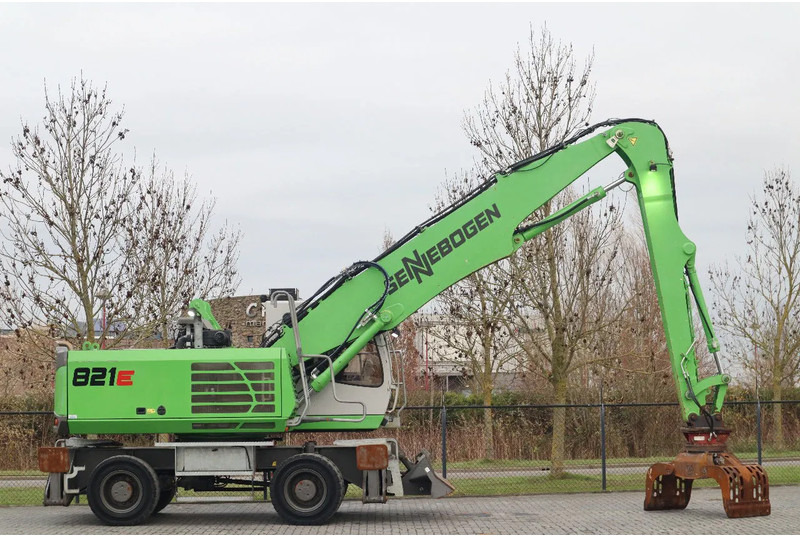 Sennebogen 821E | 821 E | SORTING GRAB | DOZERBLADE | GREAT CONDITION - Pelle sur pneus: photos 4 Sennebogen 821E | 821 E | SORTING GRAB | DOZERBLADE | GREAT CONDITION - Pelle sur pneus: photos 4
