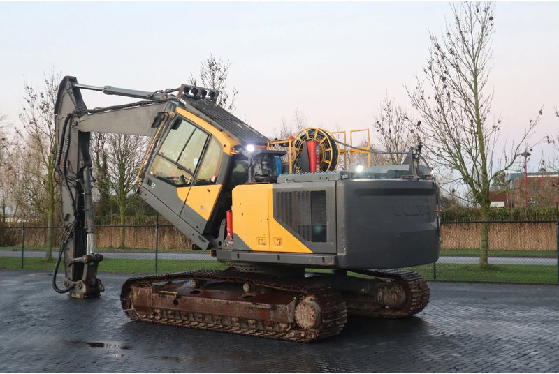 Volvo EC 250 EL | OILQUICK | DYNASET | TILT CABIN - Pelle sur chenille: photos 3 Volvo EC 250 EL | OILQUICK | DYNASET | TILT CABIN - Pelle sur chenille: photos 3
