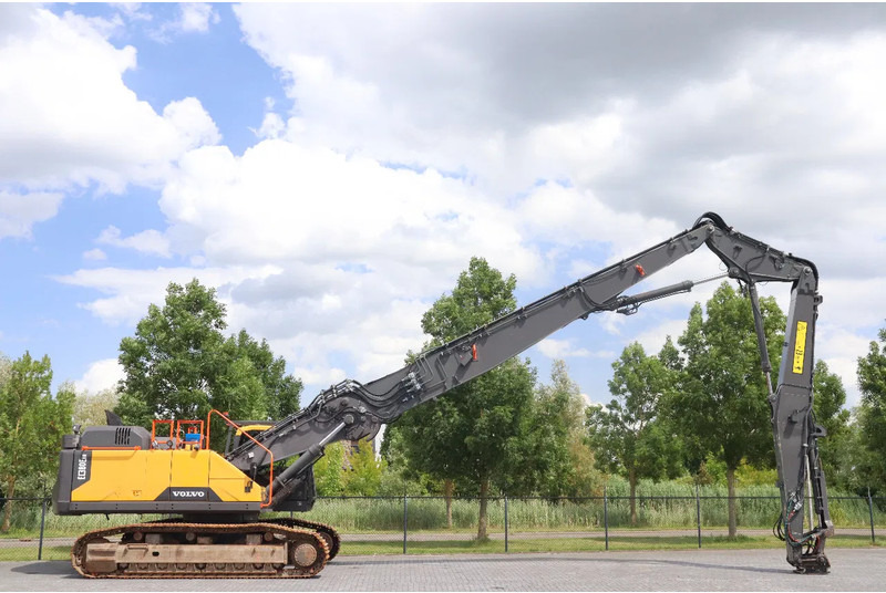 Volvo EC380EHR | EC380E HR | 23M BOOM | OILQUICK | MAGNET | DEMOLITION - Pelle de démolition: photos 4 Volvo EC380EHR | EC380E HR | 23M BOOM | OILQUICK | MAGNET | DEMOLITION - Pelle de démolition: photos 4