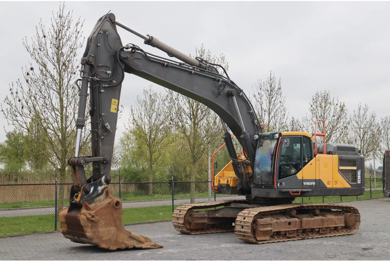 Volvo EC380EL | EC 380 EL | BUCKET | QUICK COUPLER - Pelle sur chenille: photos 2 Volvo EC380EL | EC 380 EL | BUCKET | QUICK COUPLER - Pelle sur chenille: photos 2