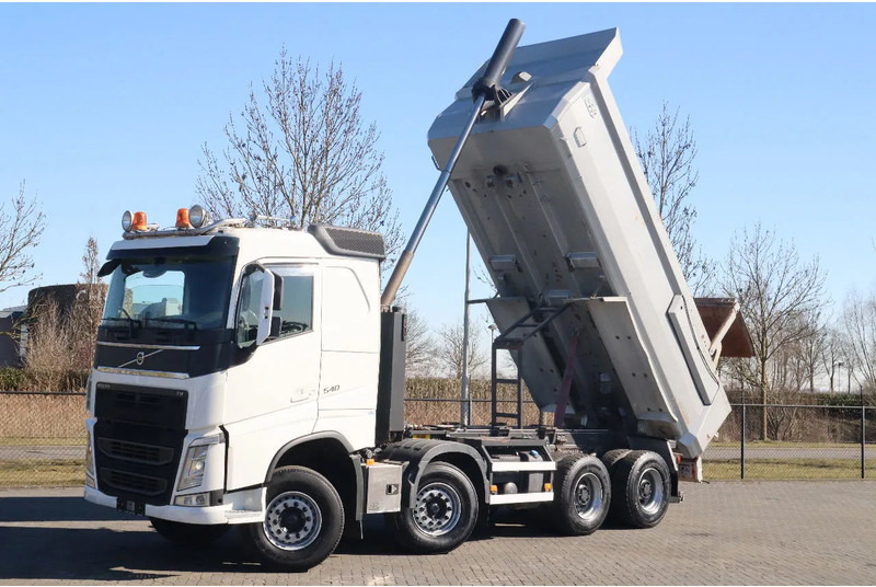 Volvo FH 540 8X4 TANDEMLIFT | BIG AXLES | RETARDER | VDS - Camion benne: photos 1 Volvo FH 540 8X4 TANDEMLIFT | BIG AXLES | RETARDER | VDS - Camion benne: photos 1
