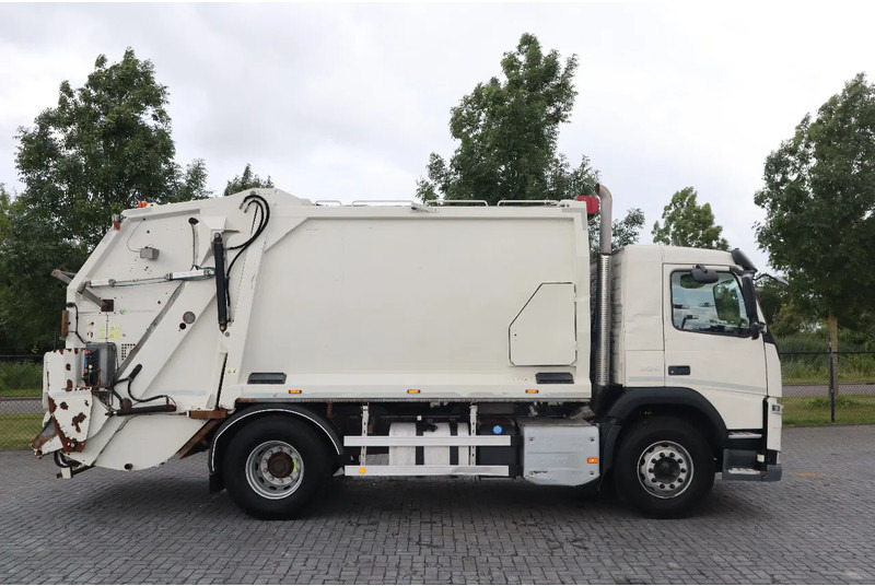 Volvo FM 330 | 6X2 | NORBA RL300 | WINCH | GARBAGE | EURO 6 - Benne à ordures ménagères: photos 4 Volvo FM 330 | 6X2 | NORBA RL300 | WINCH | GARBAGE | EURO 6 - Benne à ordures ménagères: photos 4