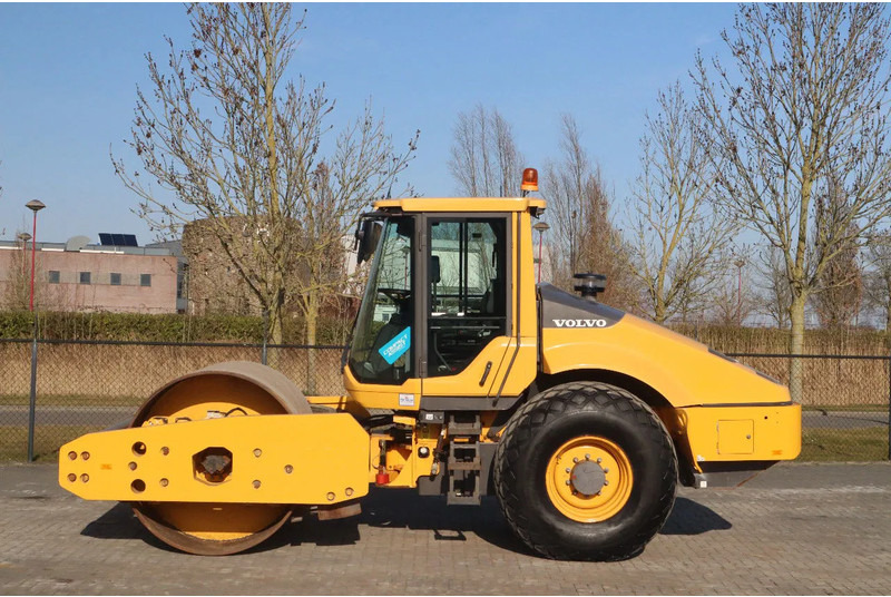 Volvo SD160 B | VOLVO PILOT | AIRCO | LOW HOURS - Compacteur: photos 1 Volvo SD160 B | VOLVO PILOT | AIRCO | LOW HOURS - Compacteur: photos 1