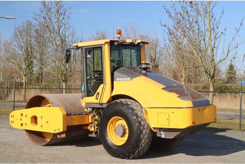 Volvo SD160 B | VOLVO PILOT | AIRCO | LOW HOURS - Compacteur: photos 3 Volvo SD160 B | VOLVO PILOT | AIRCO | LOW HOURS - Compacteur: photos 3