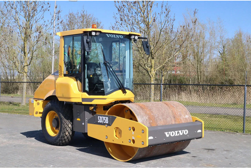 Volvo SD75B | SD 75 B | NEW / UNUSED | 1 YEAR WARRANTY - Rouleau compresseur: photos 5 Volvo SD75B | SD 75 B | NEW / UNUSED | 1 YEAR WARRANTY - Rouleau compresseur: photos 5