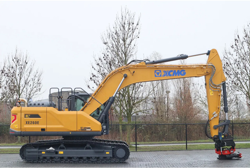 XCMG XE260E | ROTOTILT R8 | CE | CUMMINS STAGE V | FULL OPTION - Pelle sur chenille: photos 4 XCMG XE260E | ROTOTILT R8 | CE | CUMMINS STAGE V | FULL OPTION - Pelle sur chenille: photos 4