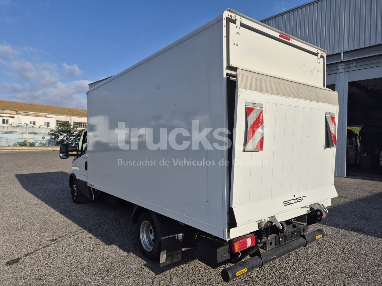 IVECO DAILY 35C16H - Fourgon: photos 5 IVECO DAILY 35C16H - Fourgon: photos 5
