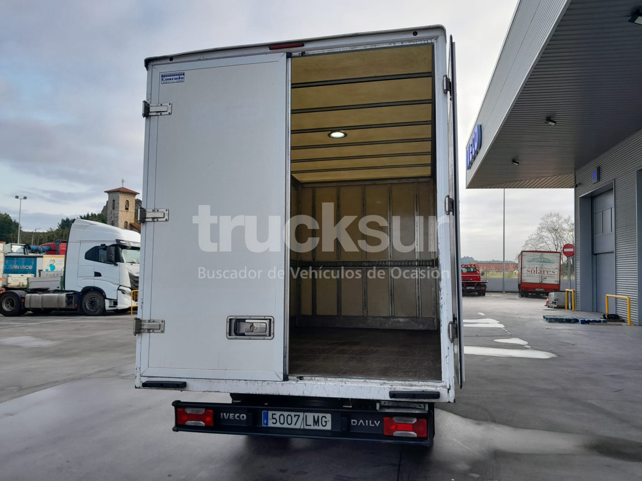 IVECO DAILY 35C16H - Fourgon: photos 5 IVECO DAILY 35C16H - Fourgon: photos 5