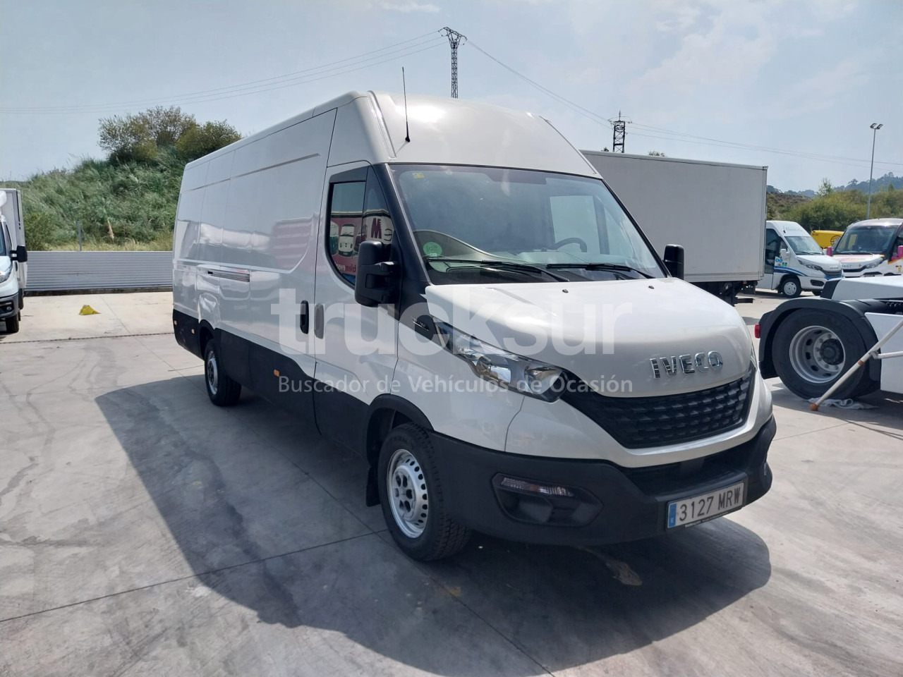 IVECO DAILY 35S16 16M3 - Fourgon: photos 2 IVECO DAILY 35S16 16M3 - Fourgon: photos 2