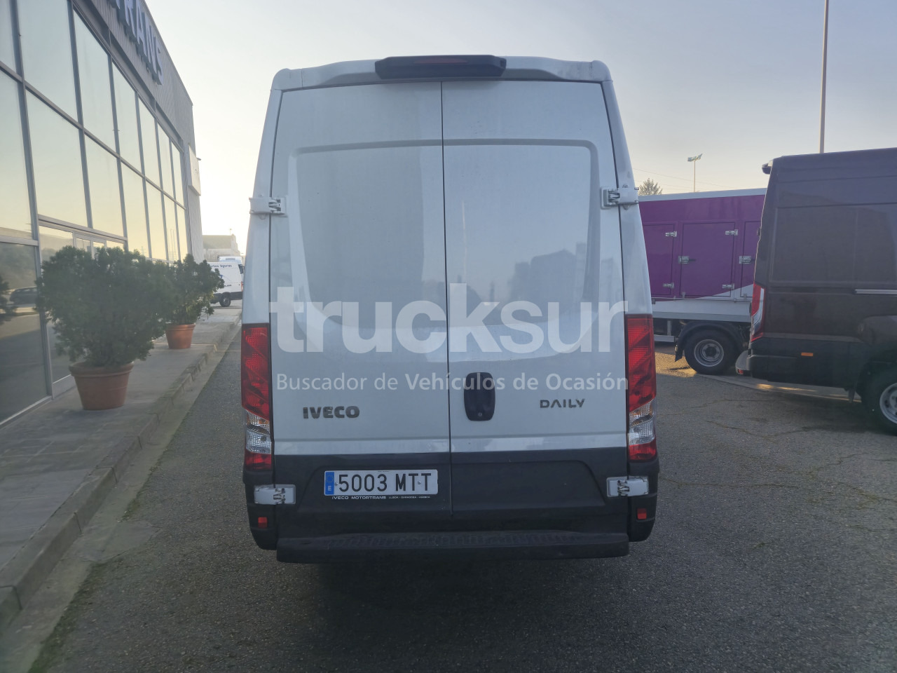 IVECO DAILY 35S16V 12M3 - Fourgon: photos 5 IVECO DAILY 35S16V 12M3 - Fourgon: photos 5