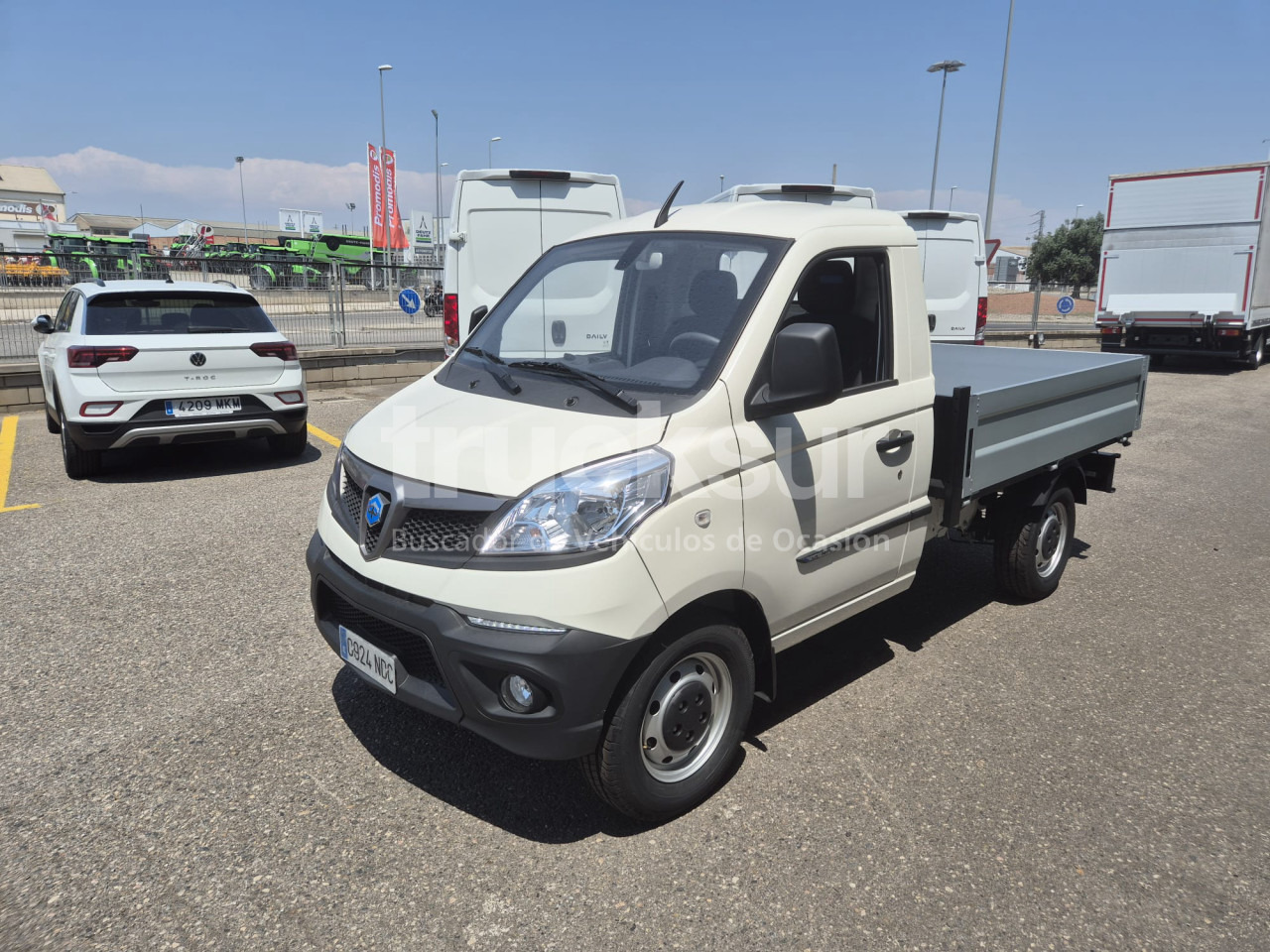 IVECO PIAGGIO PORTER 1.5I LONG RANGE - Fourgon plateau: photos 2 IVECO PIAGGIO PORTER 1.5I LONG RANGE - Fourgon plateau: photos 2