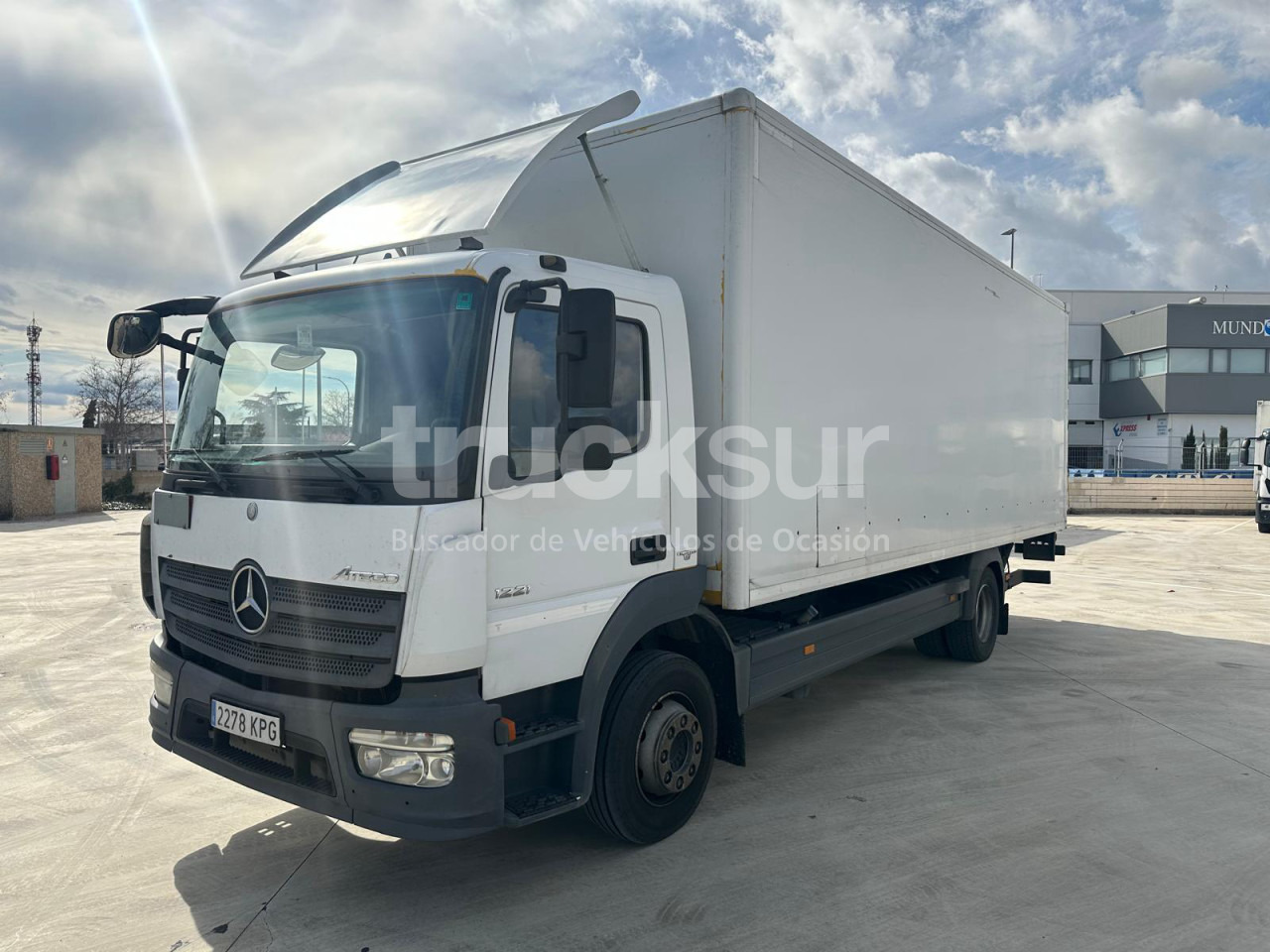 MERCEDES ATEGO - Camion fourgon: photos 1 MERCEDES ATEGO - Camion fourgon: photos 1