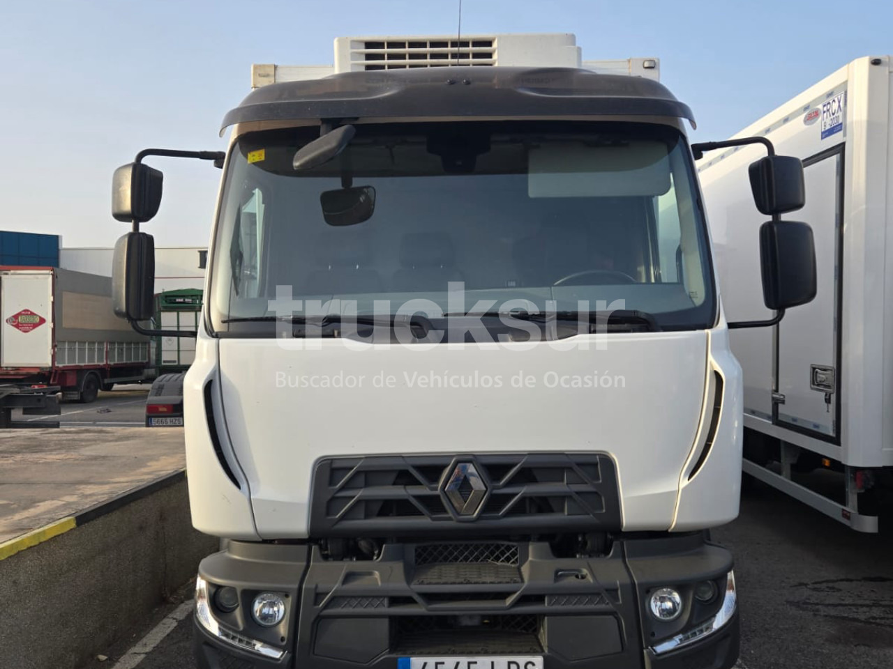 RENAULT D 12.240 FRC-X - Camion fourgon: photos 2 RENAULT D 12.240 FRC-X - Camion fourgon: photos 2