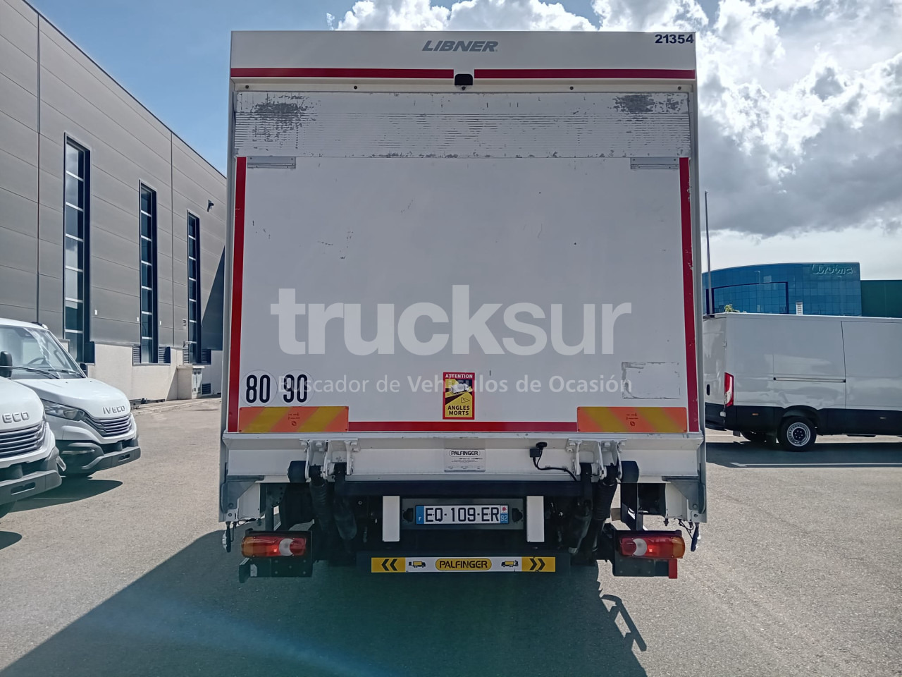 RENAULT D12.210 - Camion fourgon: photos 4 RENAULT D12.210 - Camion fourgon: photos 4