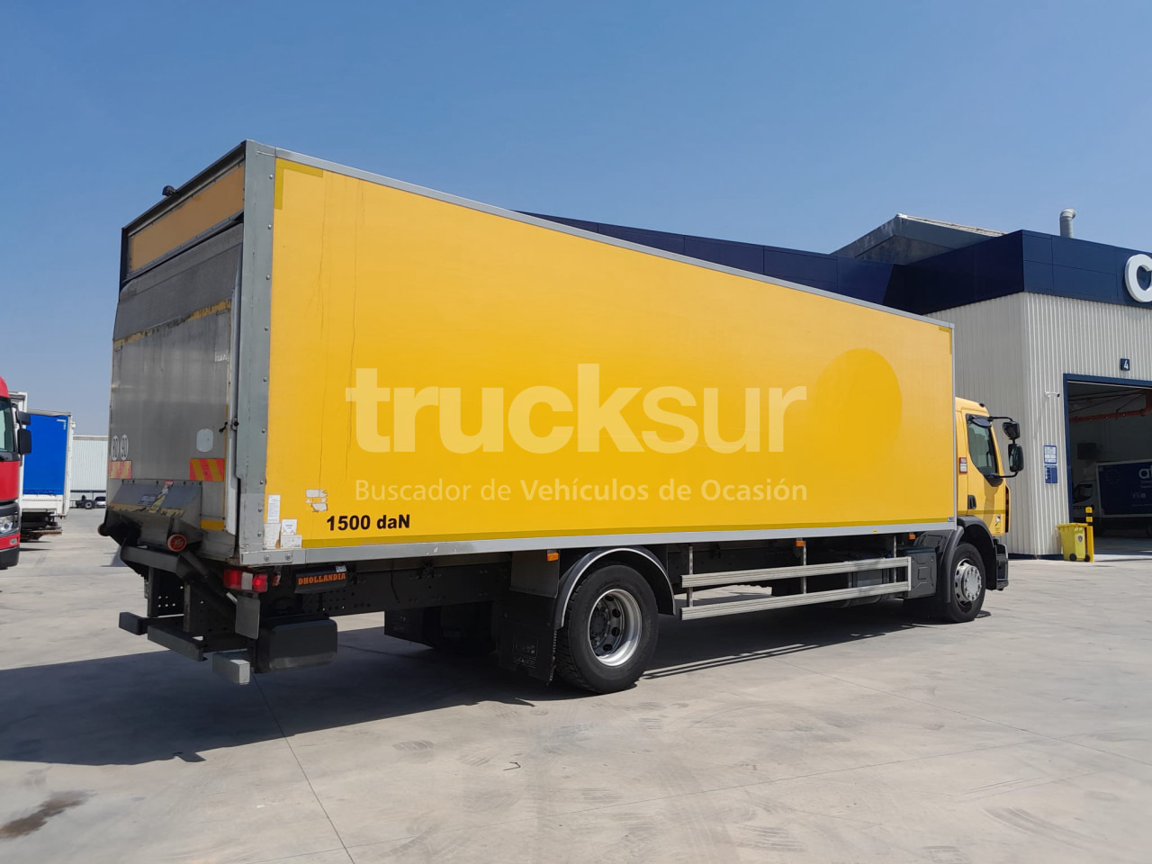 RENAULT D280.18 21P - Camion fourgon: photos 3 RENAULT D280.18 21P - Camion fourgon: photos 3