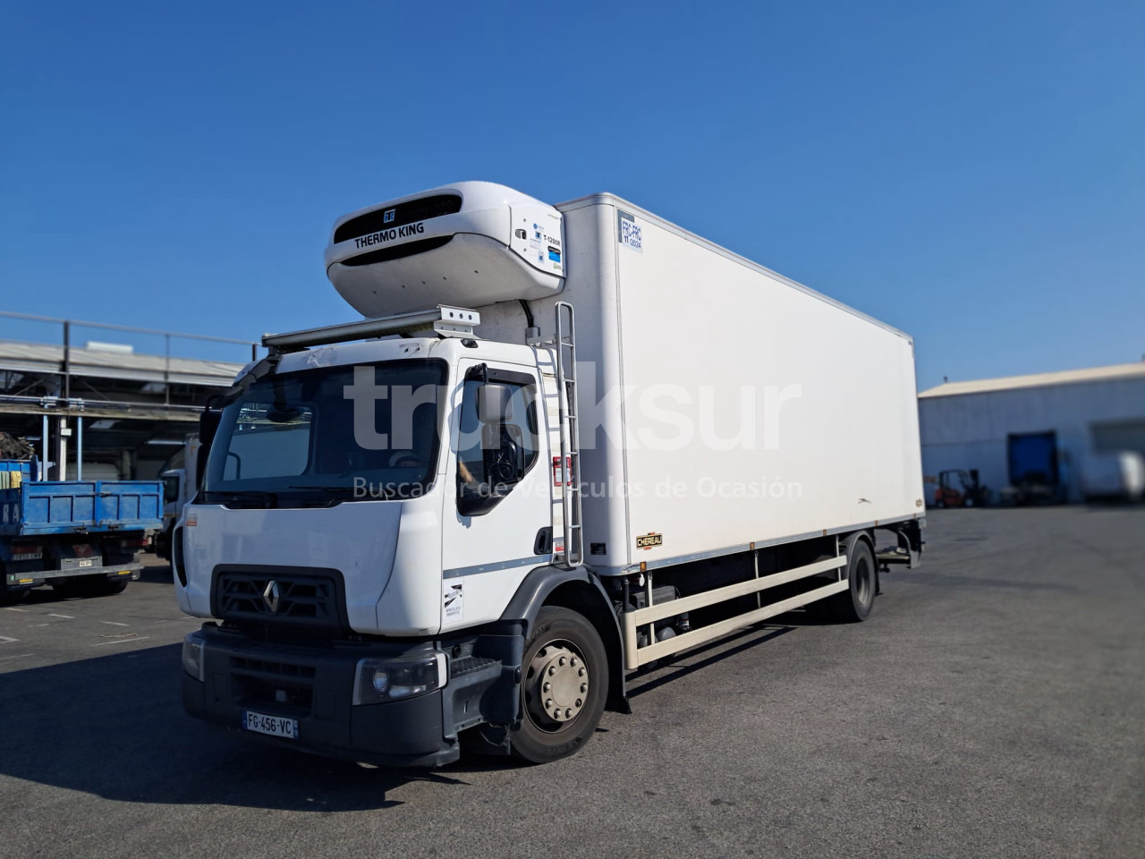 RENAULT D320.18 - Camion frigorifique: photos 1 RENAULT D320.18 - Camion frigorifique: photos 1