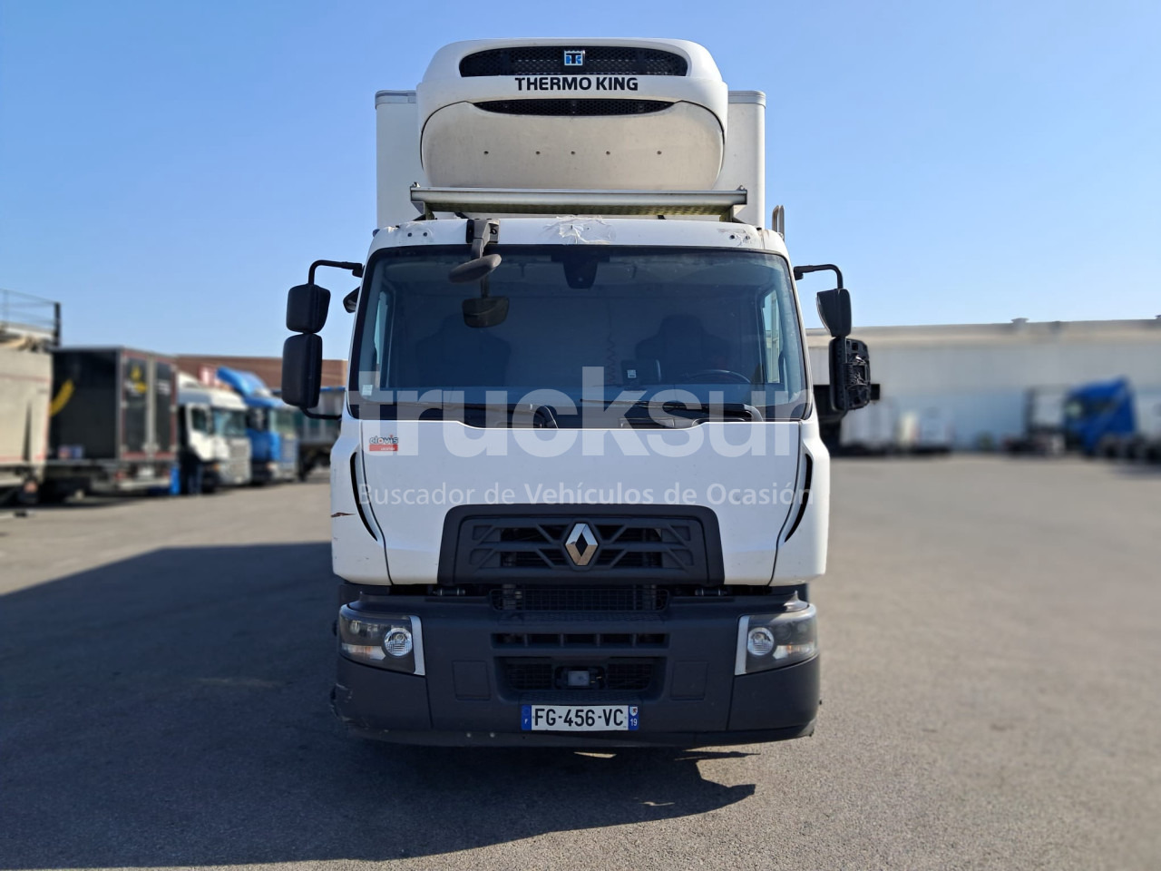 RENAULT D320.18 - Camion frigorifique: photos 5 RENAULT D320.18 - Camion frigorifique: photos 5