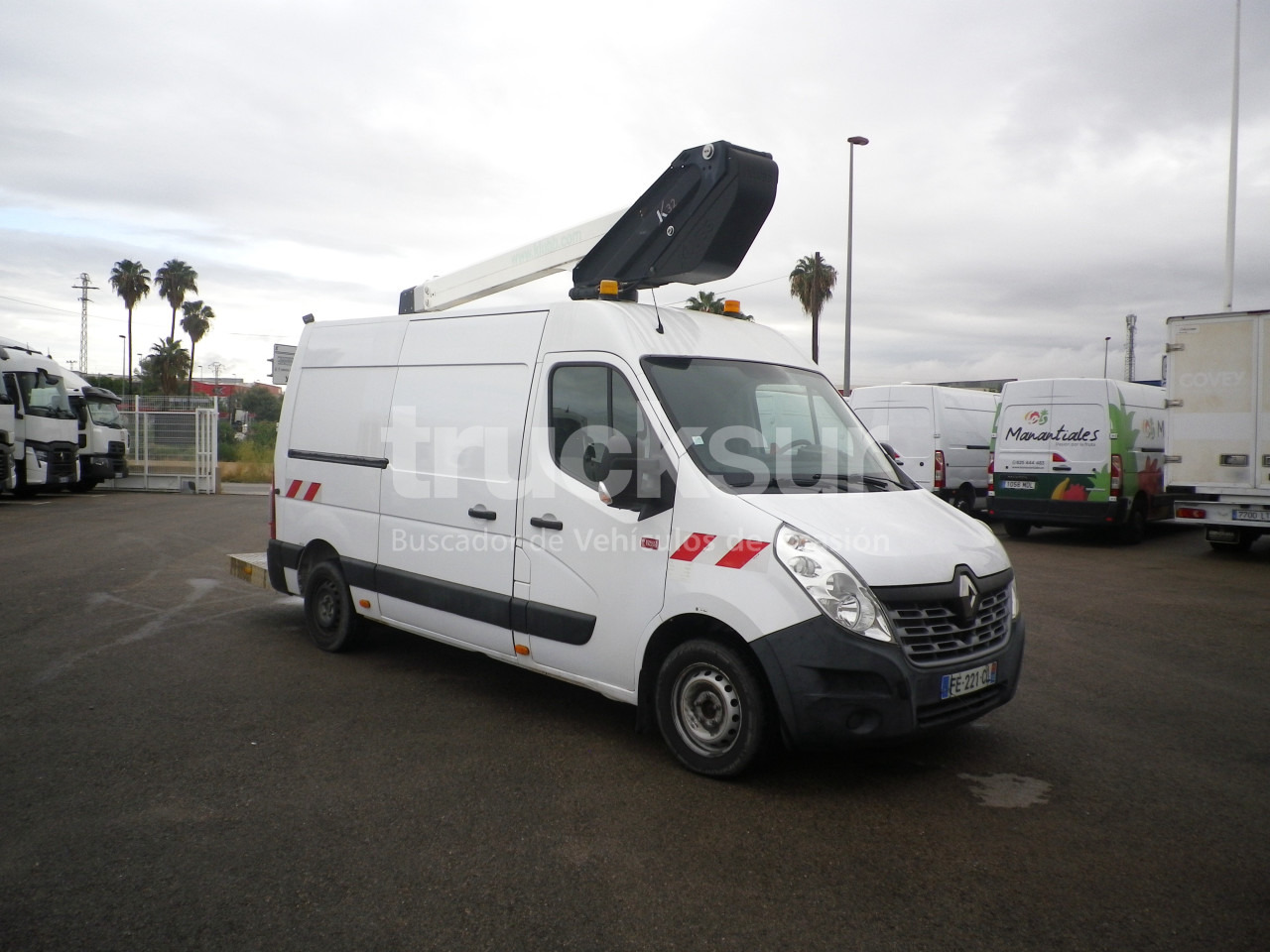 RENAULT MASTER 130.35 CESTA - Fourgon: photos 2 RENAULT MASTER 130.35 CESTA - Fourgon: photos 2