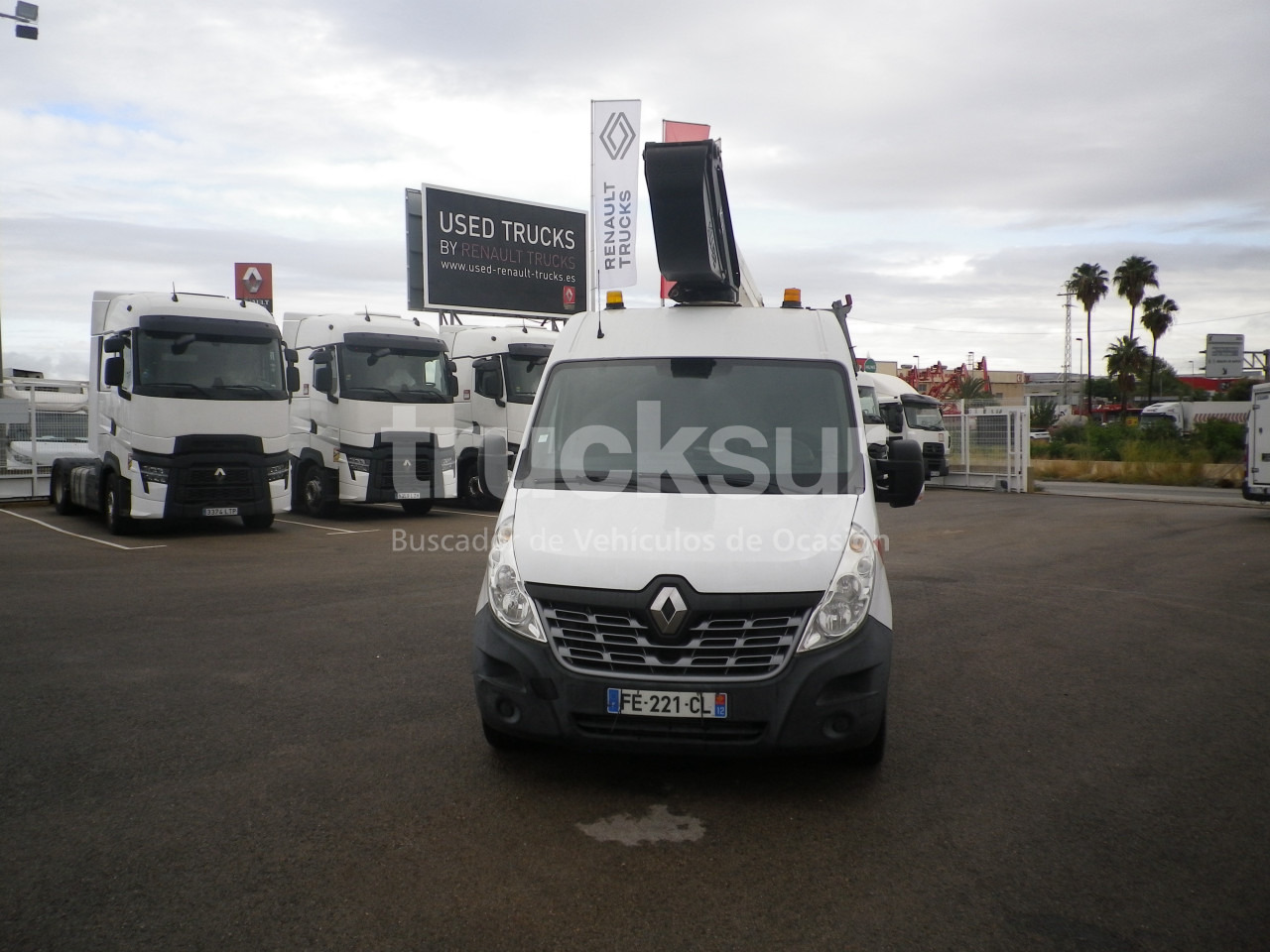 RENAULT MASTER 130.35 CESTA - Fourgon: photos 3 RENAULT MASTER 130.35 CESTA - Fourgon: photos 3