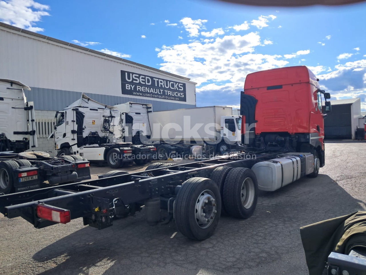 RENAULT T480 HIGH SLEEPER CAB 6X2*4 ejes 6x2*4 - Châssis cabine: photos 3 RENAULT T480 HIGH SLEEPER CAB 6X2*4 ejes 6x2*4 - Châssis cabine: photos 3