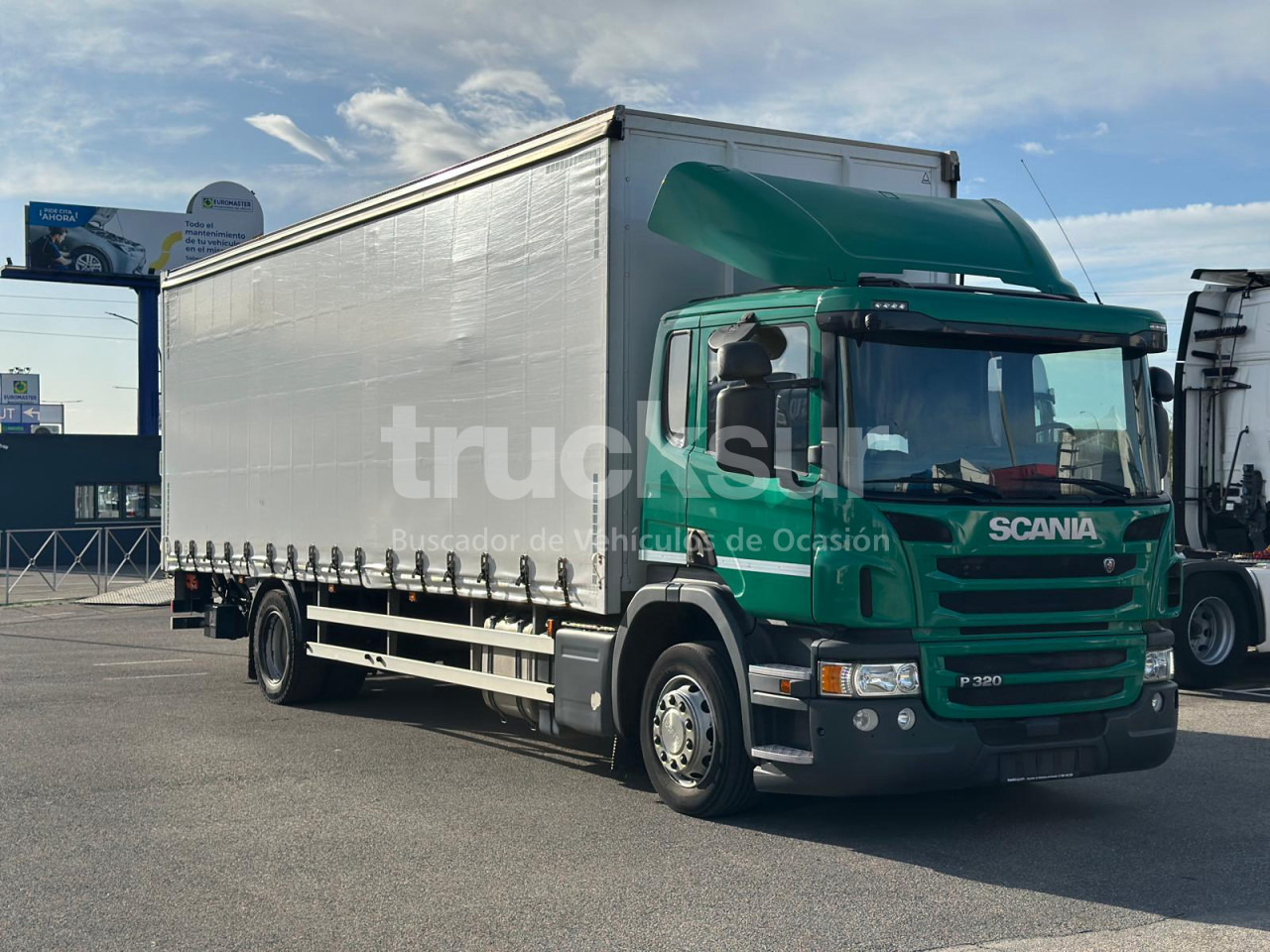 SCANIA P320 - Camion à rideaux coulissants: photos 3 SCANIA P320 - Camion à rideaux coulissants: photos 3