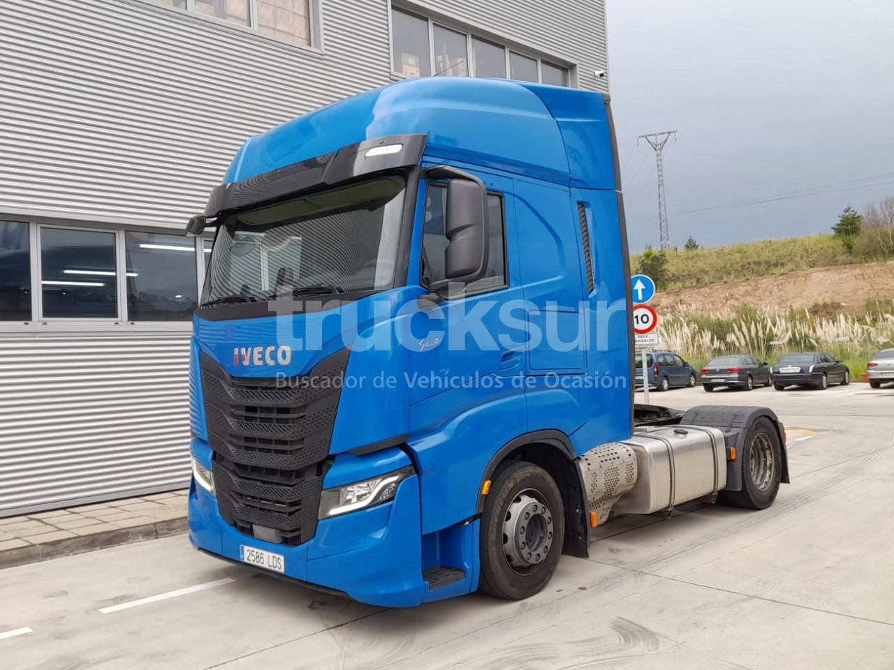 IVECO S-WAY AS440S46T/P - Tracteur routier: photos 1 IVECO S-WAY AS440S46T/P - Tracteur routier: photos 1