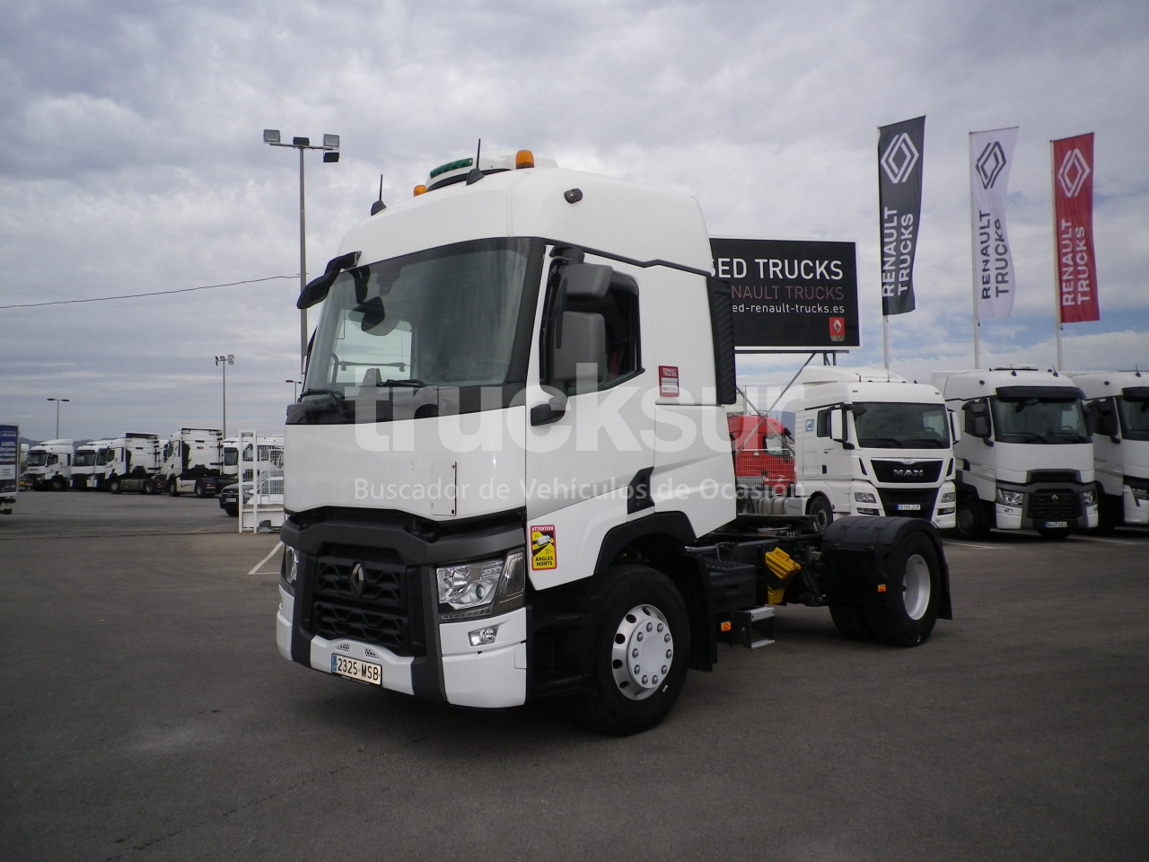 RENAULT T440 SLEEPER CAB - Tracteur routier: photos 1 RENAULT T440 SLEEPER CAB - Tracteur routier: photos 1