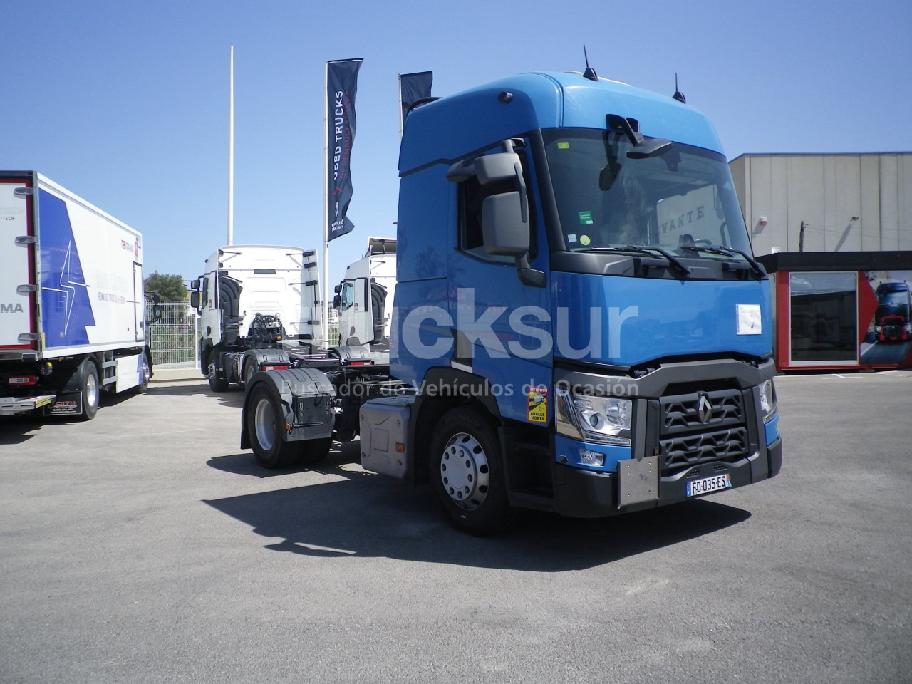 RENAULT T440 SLEEPER CAB - Tracteur routier: photos 3 RENAULT T440 SLEEPER CAB - Tracteur routier: photos 3