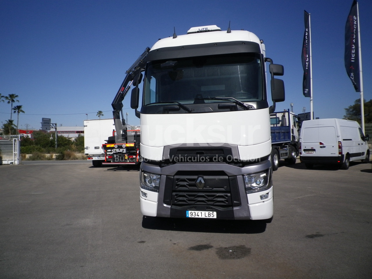 RENAULT T520 HIGH SLEEPER CAB - Tracteur routier: photos 3 RENAULT T520 HIGH SLEEPER CAB - Tracteur routier: photos 3