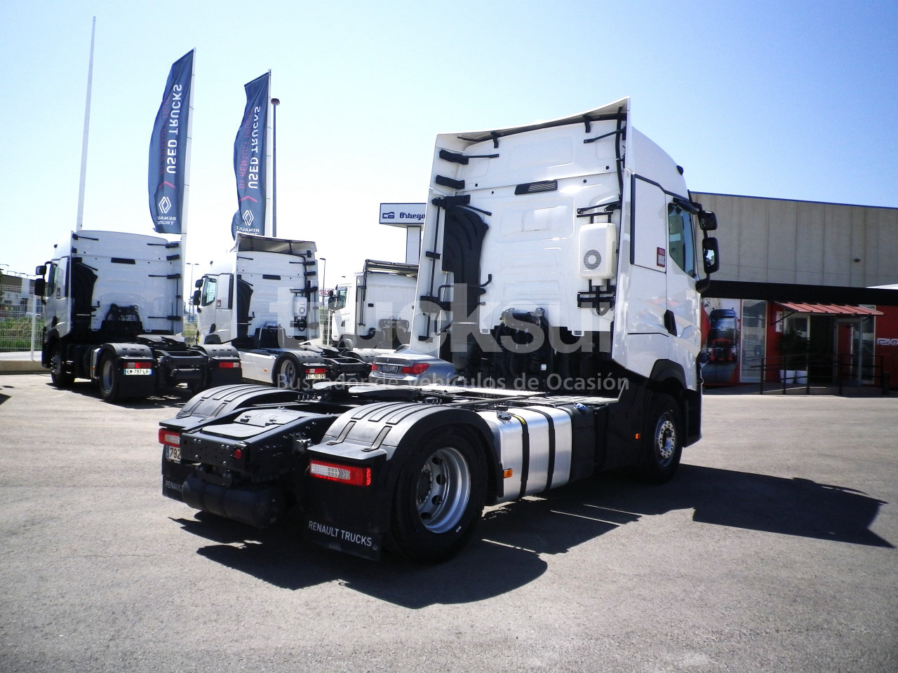 RENAULT T520 HIGH SLEEPER CAB - Tracteur routier: photos 5 RENAULT T520 HIGH SLEEPER CAB - Tracteur routier: photos 5