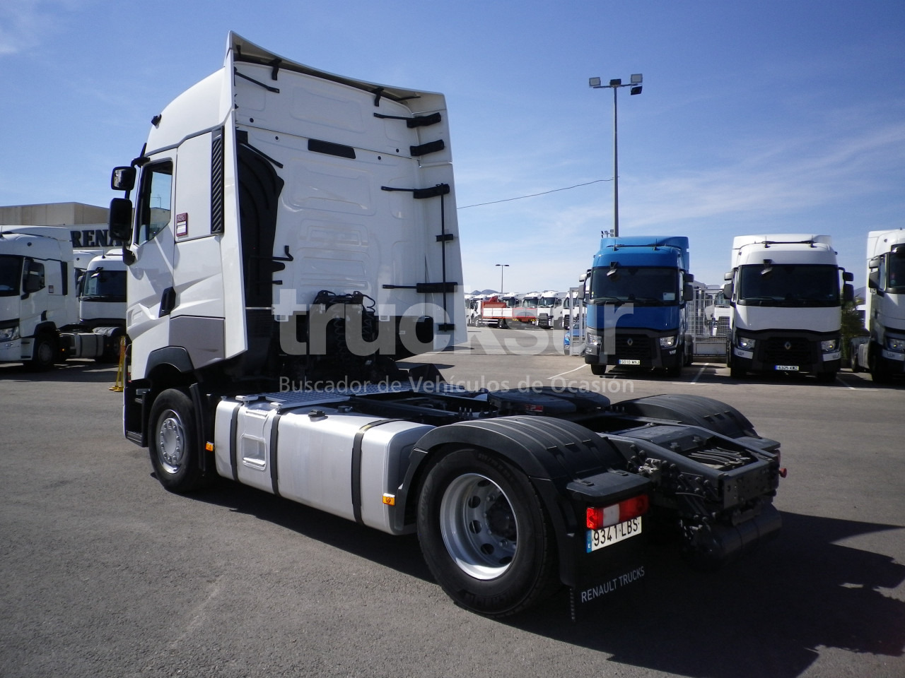 RENAULT T520 HIGH SLEEPER CAB - Tracteur routier: photos 4 RENAULT T520 HIGH SLEEPER CAB - Tracteur routier: photos 4