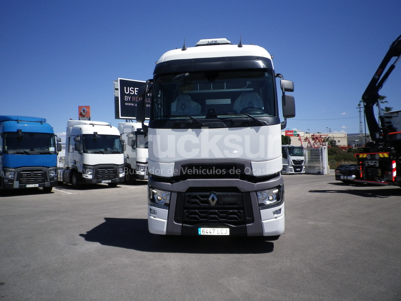 RENAULT T520 HIGH SLEEPER CAB - Tracteur routier: photos 3 RENAULT T520 HIGH SLEEPER CAB - Tracteur routier: photos 3
