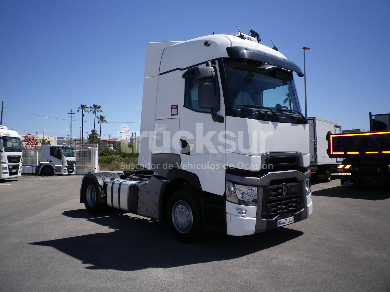RENAULT T520 HIGH SLEEPER CAB - Tracteur routier: photos 2 RENAULT T520 HIGH SLEEPER CAB - Tracteur routier: photos 2