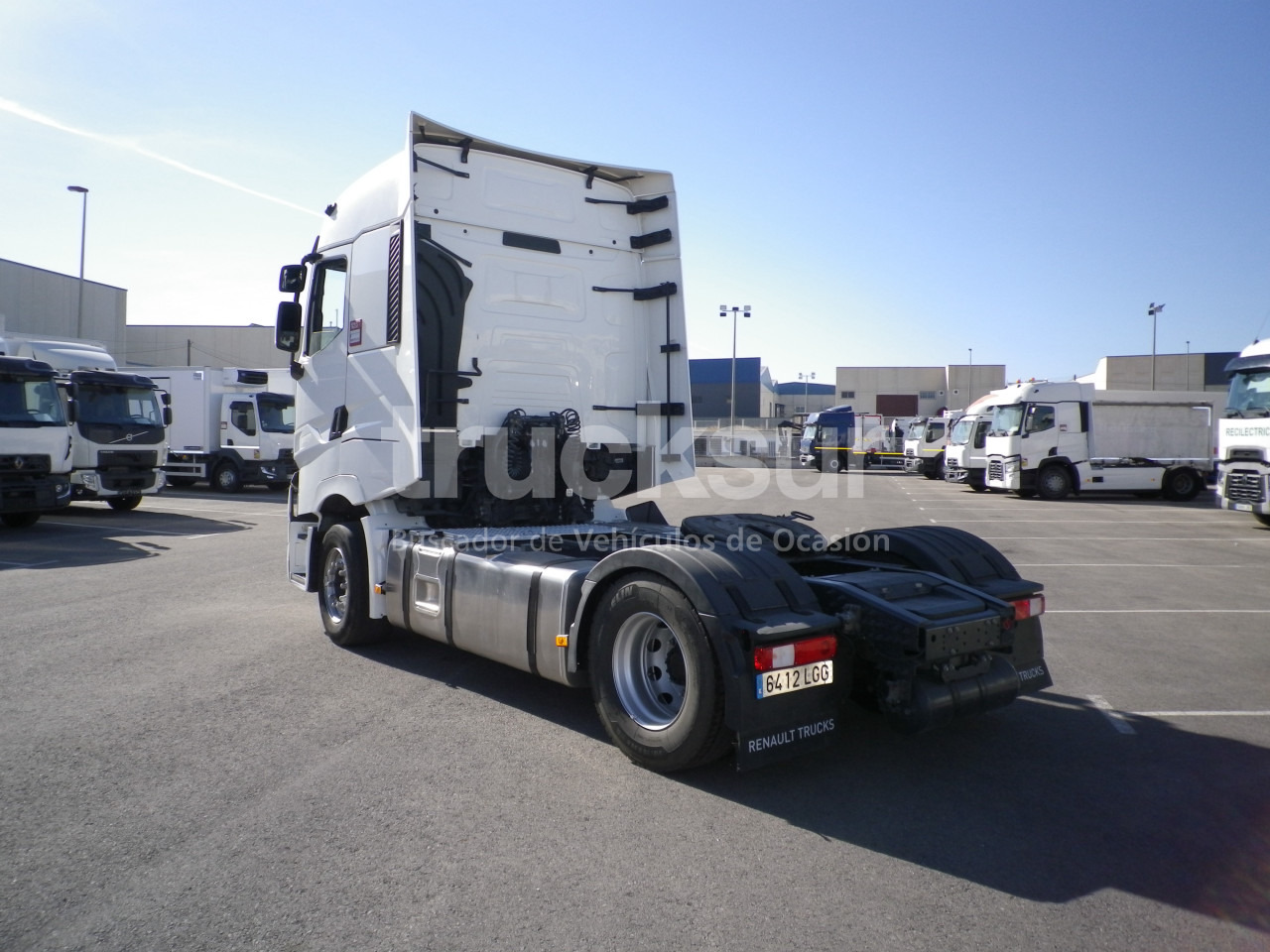 RENAULT T520 HIGH SLEEPER CAB - Tracteur routier: photos 4 RENAULT T520 HIGH SLEEPER CAB - Tracteur routier: photos 4