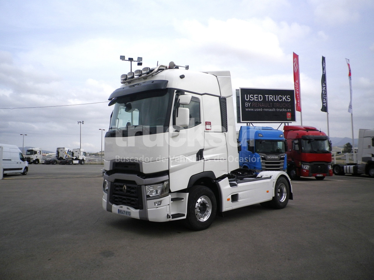 RENAULT T520 HIGH SLEEPER CAB - Tracteur routier: photos 1 RENAULT T520 HIGH SLEEPER CAB - Tracteur routier: photos 1