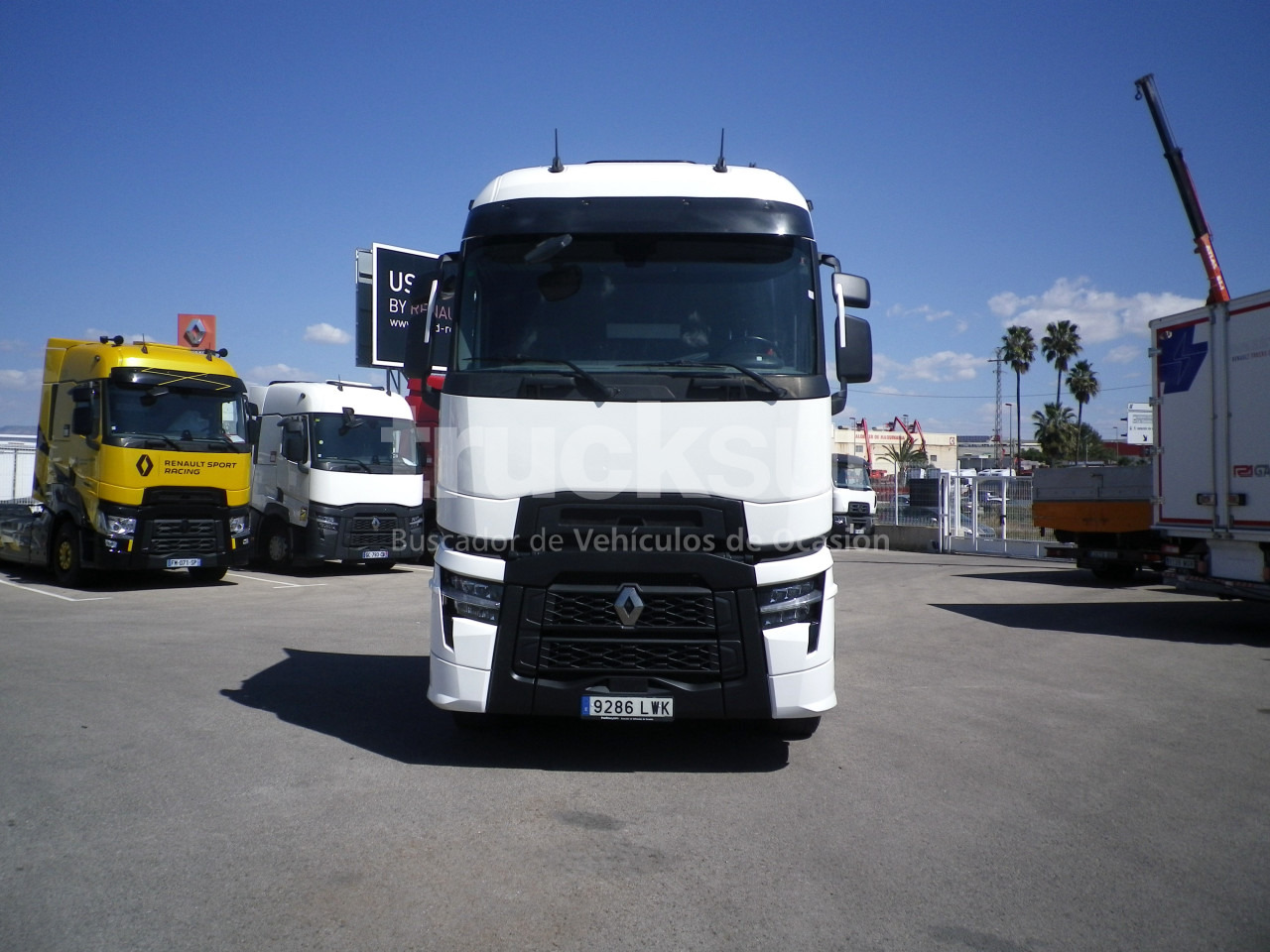 RENAULT T520 HIGH SLEEPER CAB LOW - Tracteur routier: photos 4 RENAULT T520 HIGH SLEEPER CAB LOW - Tracteur routier: photos 4